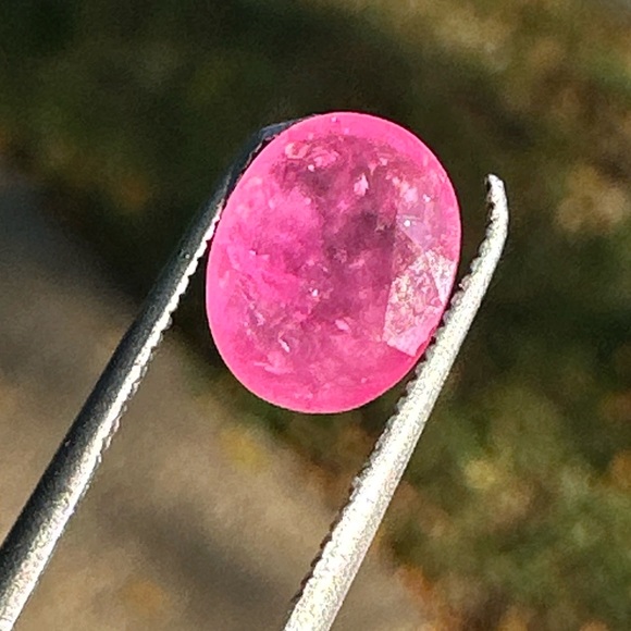 Ruby 1.80 CT's Fabulous Piece Oval Shape - Picture 3 of 17